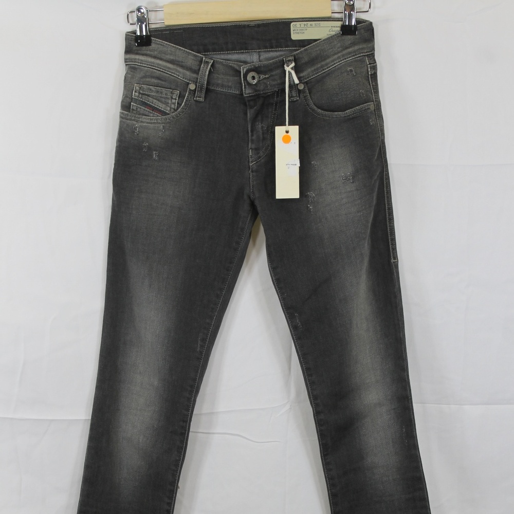 Diesel Grupee Super Slim Skinny 24 x 30 NWT